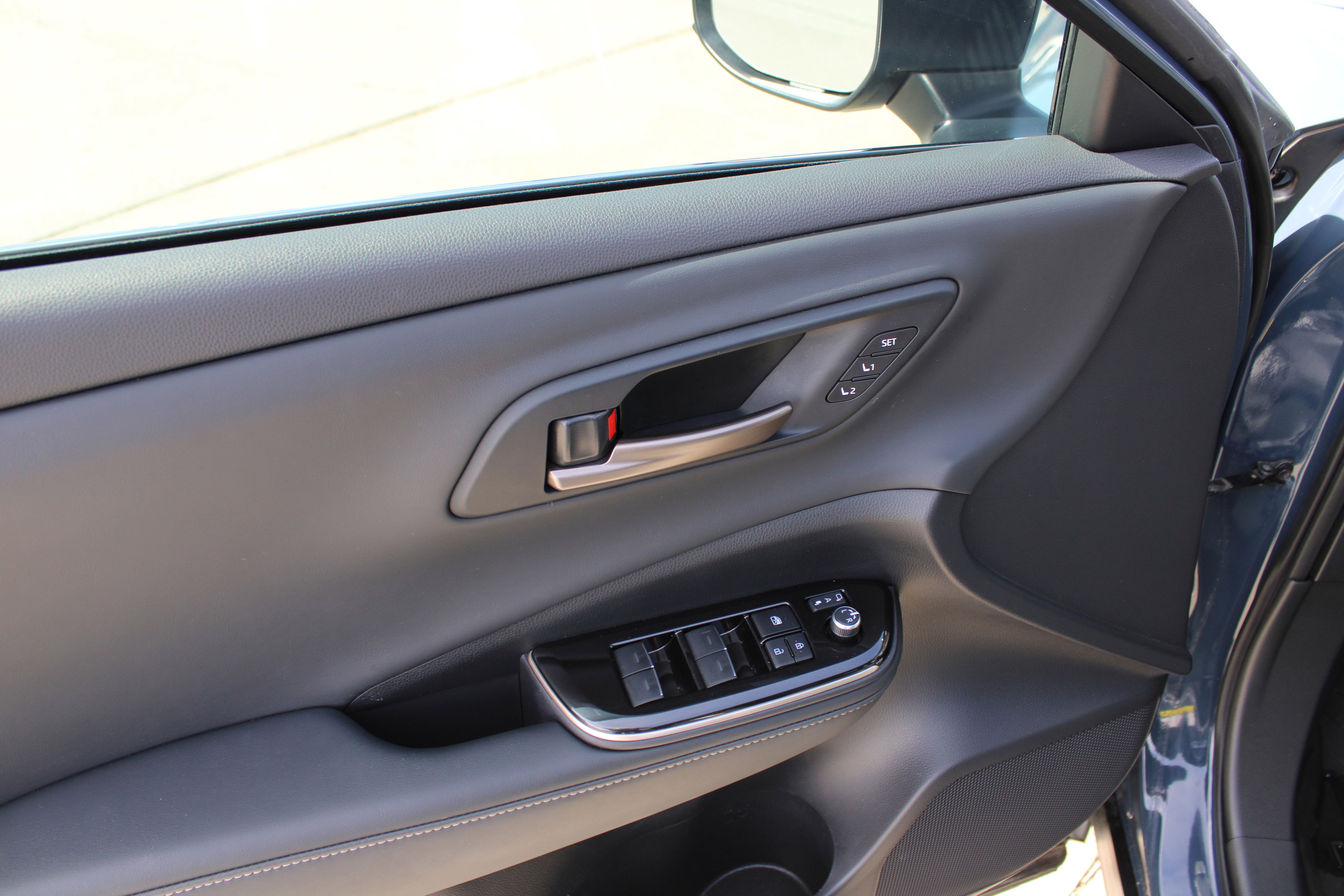 2025 Toyota Crown Signia Limited