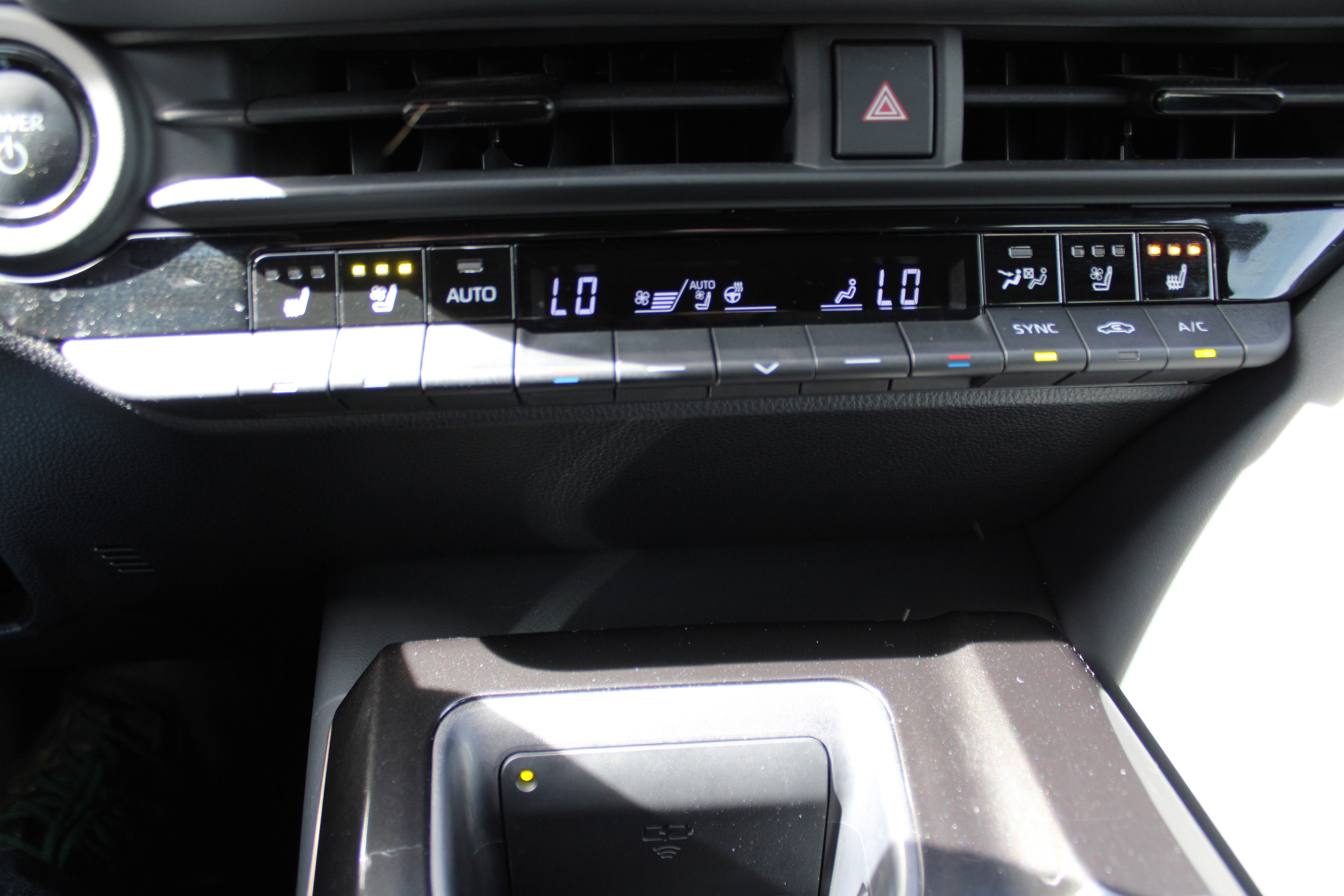 2025 Toyota Crown Signia Limited