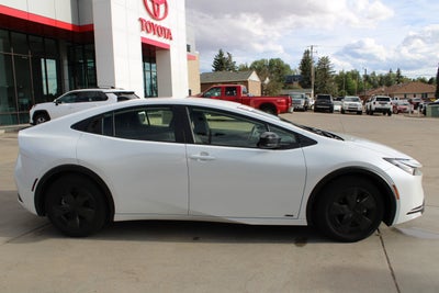 2026 Toyota Prius LE