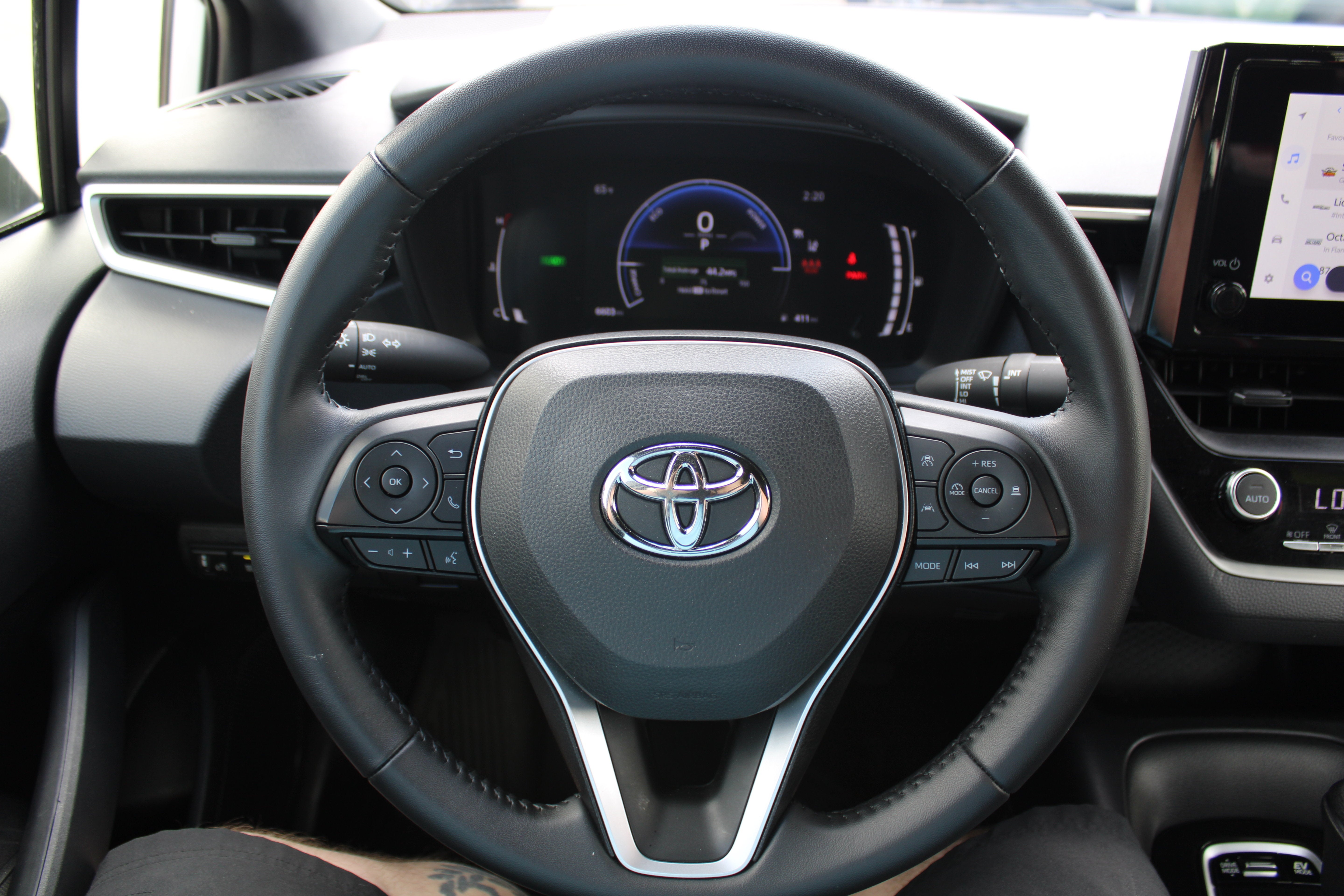 2026 Toyota Corolla Hybrid SE