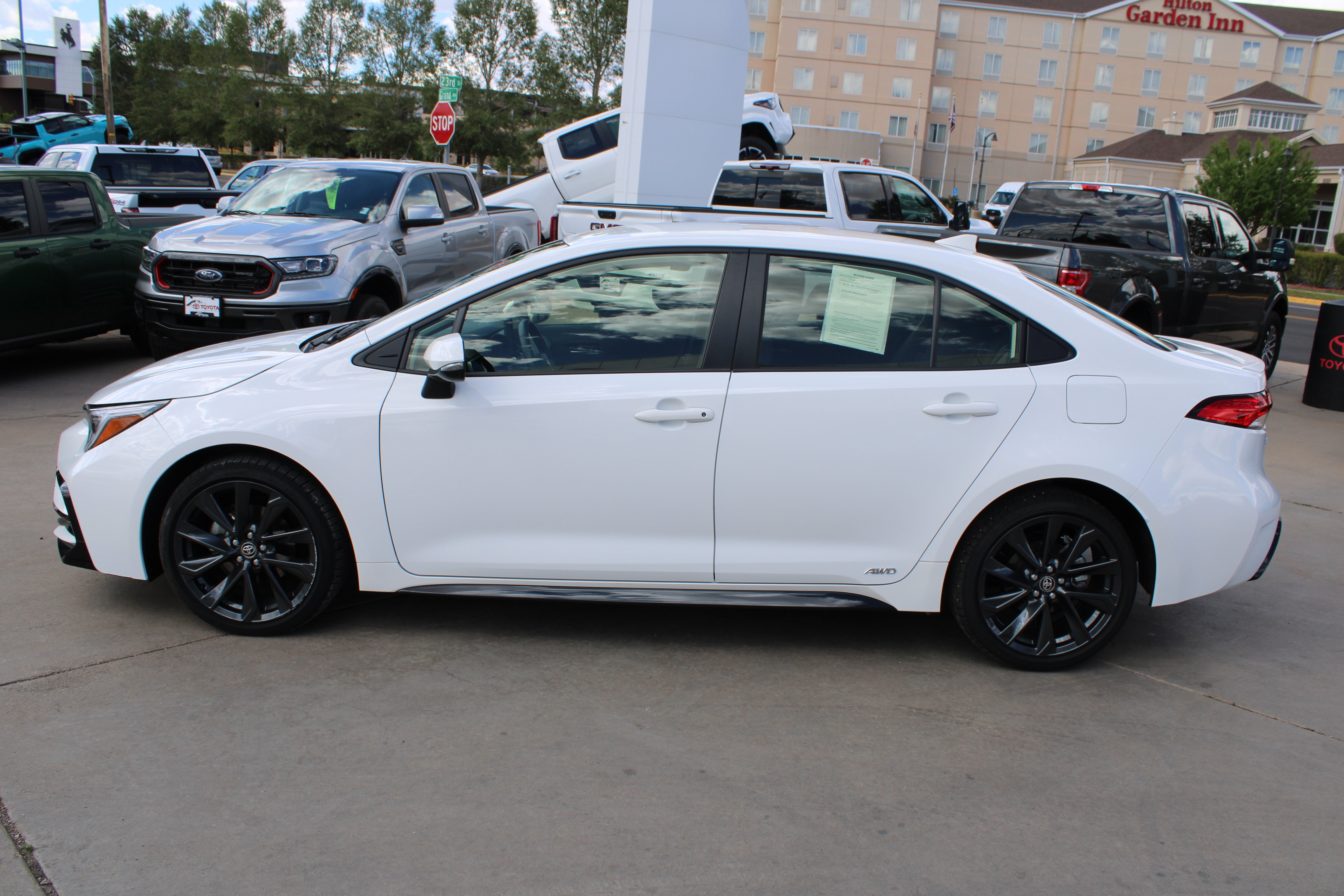 2026 Toyota Corolla Hybrid SE