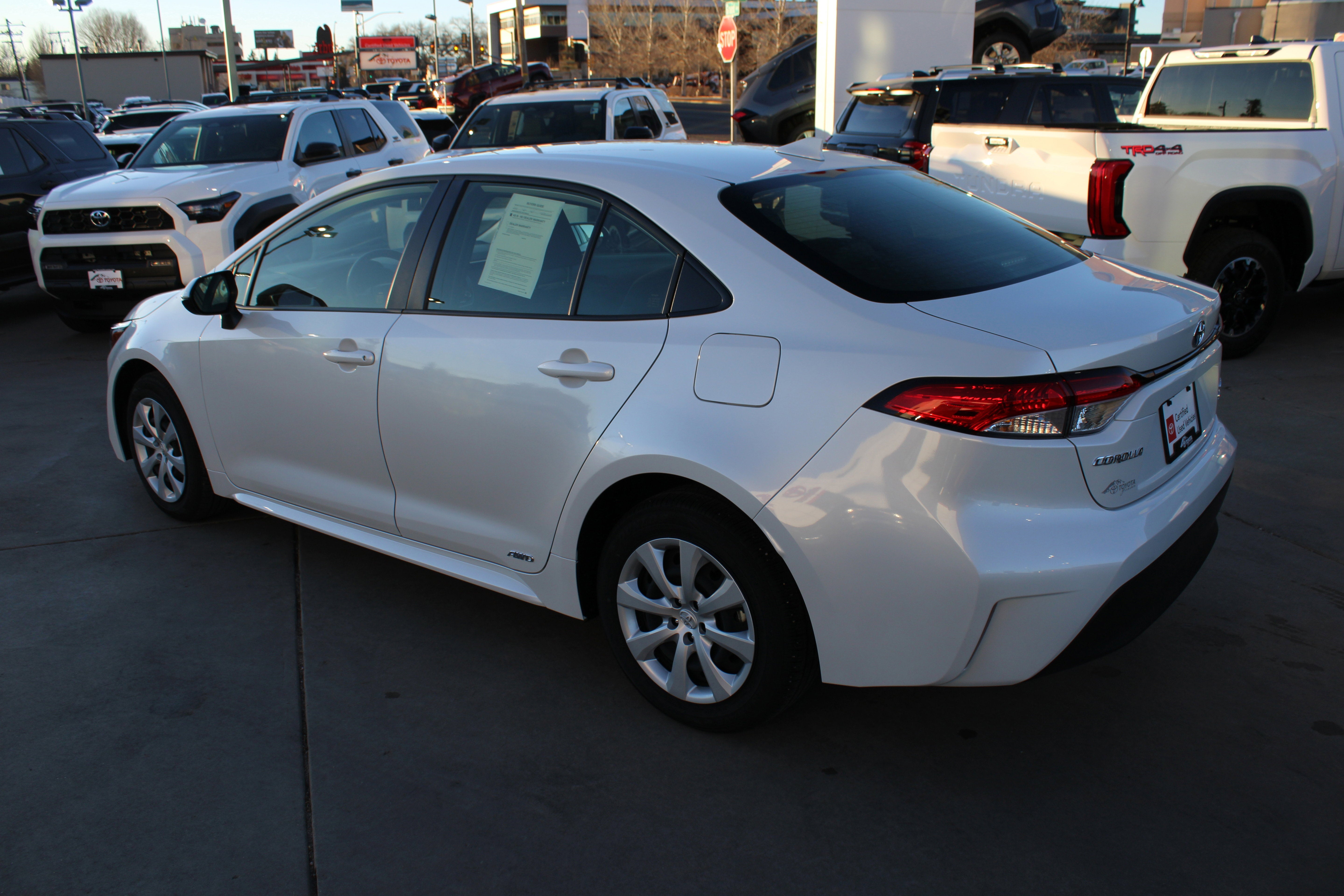 2025 Toyota Corolla Hybrid LE