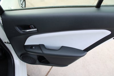 2016 Toyota Prius Three Touring