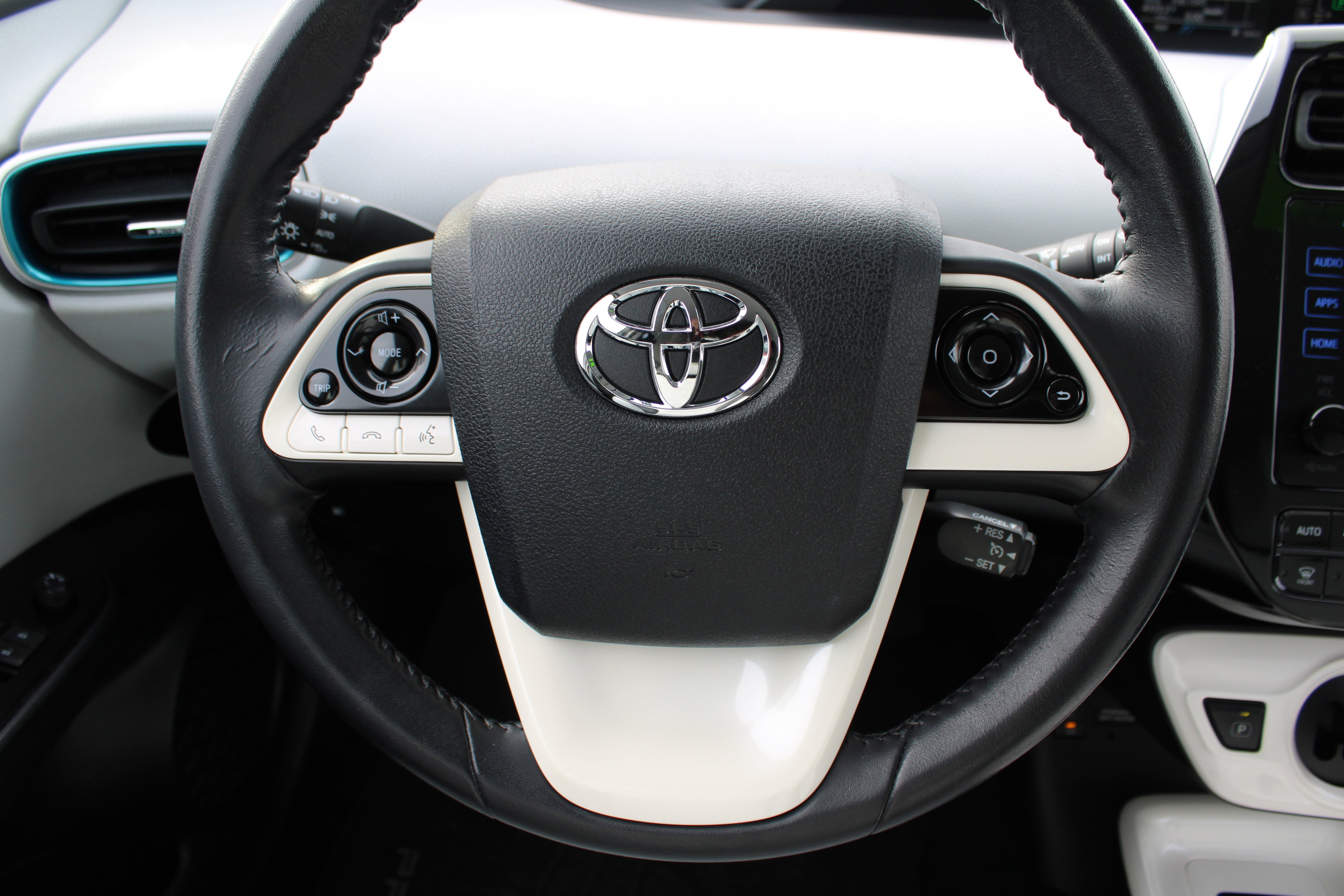 2016 Toyota Prius Three Touring