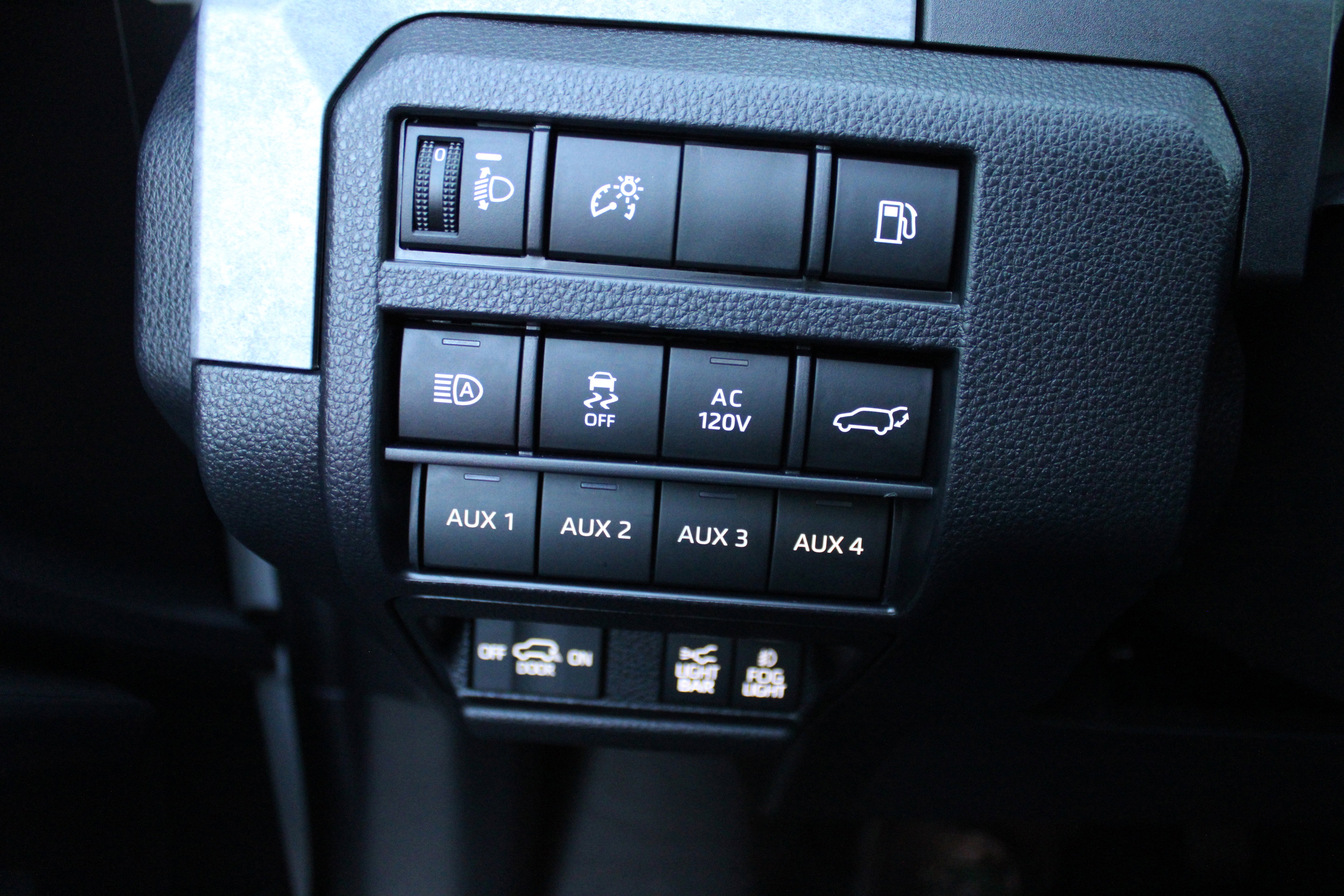 2025 Toyota 4Runner Hybrid Trailhunter