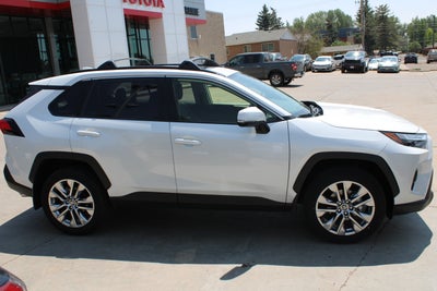 2025 Toyota RAV4 XLE Premium