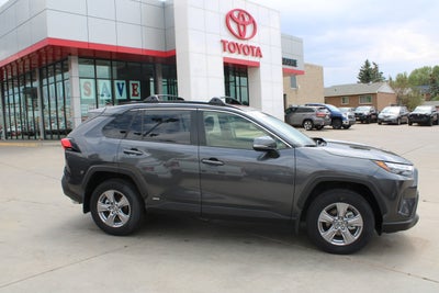 2025 Toyota RAV4 Hybrid XLE