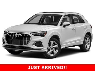 2022 Audi Q3 Premium