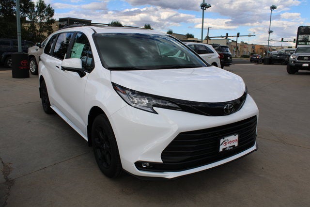 2026 Toyota Sienna Woodland Edition