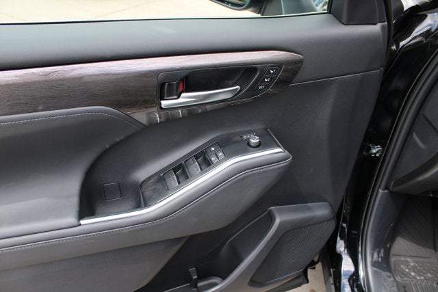 2026 Toyota Highlander Hybrid Hybrid Platinum