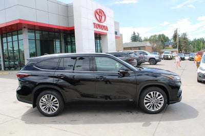 2026 Toyota Highlander Hybrid Hybrid Platinum