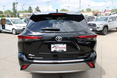 2026 Toyota Highlander Hybrid Hybrid Platinum