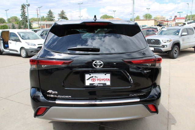 2026 Toyota Highlander Hybrid Hybrid Platinum