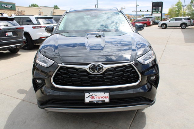 2026 Toyota Highlander Hybrid Hybrid Platinum