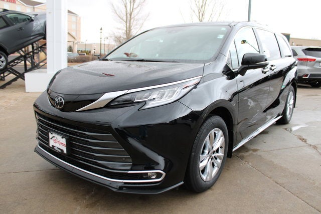 2026 Toyota Sienna Limited
