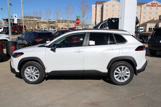 2026 Toyota Corolla Cross LE