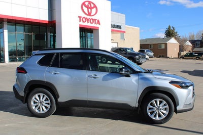 2026 Toyota Corolla Cross LE