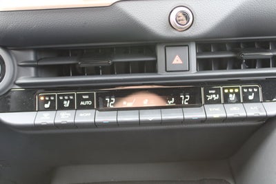 2025 Toyota Toyota Crown Signia Limited