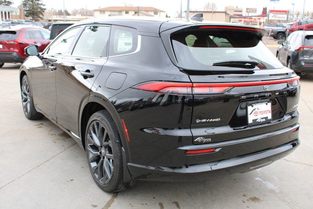 2025 Toyota Toyota Crown Signia Limited