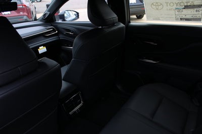 2026 Toyota Toyota Crown Signia Limited