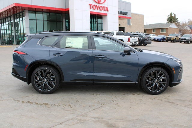 2026 Toyota Toyota Crown Signia Limited