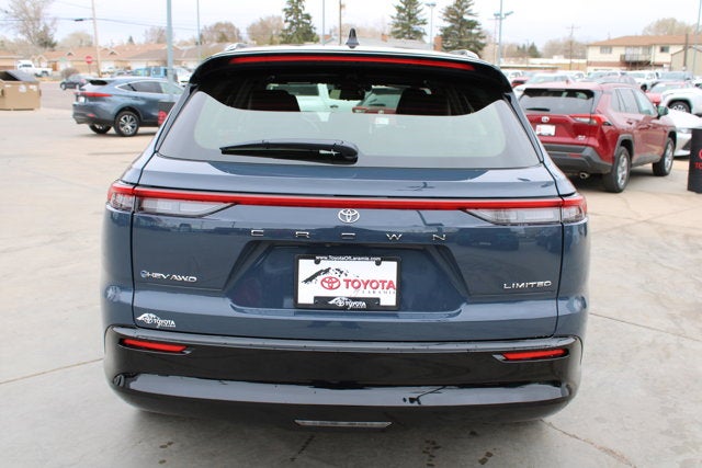 2026 Toyota Toyota Crown Signia Limited