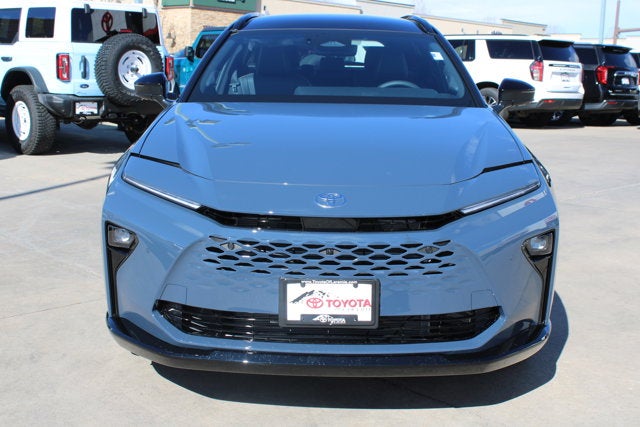 2026 Toyota Toyota Crown Signia Limited