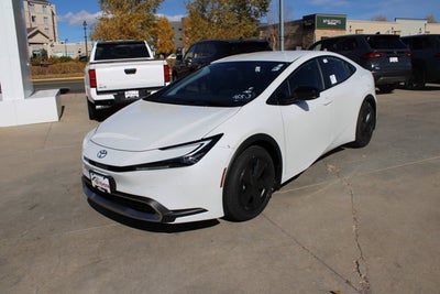 2026 Toyota Prius Plug-in Hybrid SE