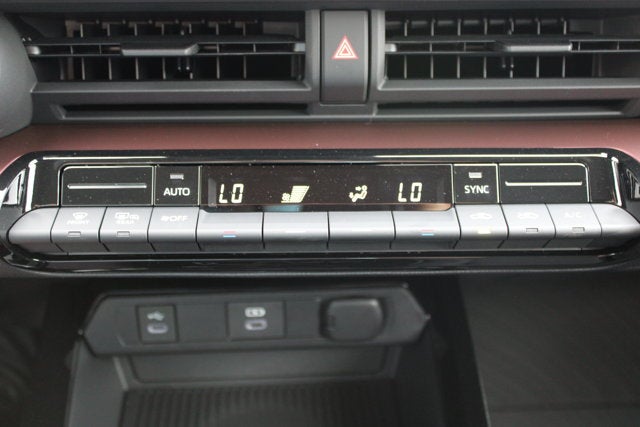 2027 Toyota Prius Plug-in Hybrid SE