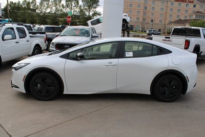 2027 Toyota Prius Plug-in Hybrid SE