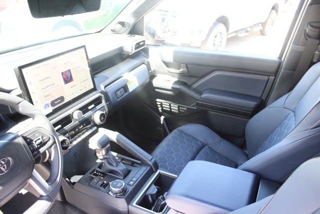 2026 Toyota 4Runner i-FORCE MAX Platinum