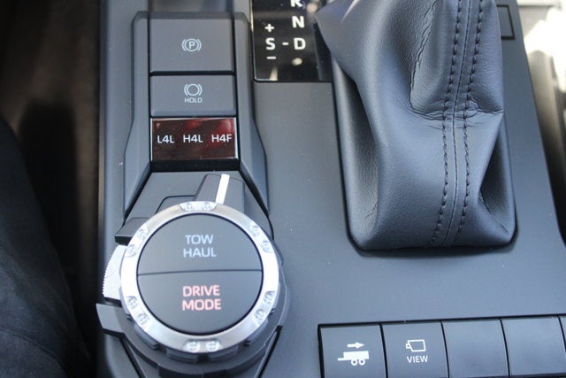 2026 Toyota 4Runner i-FORCE MAX Platinum