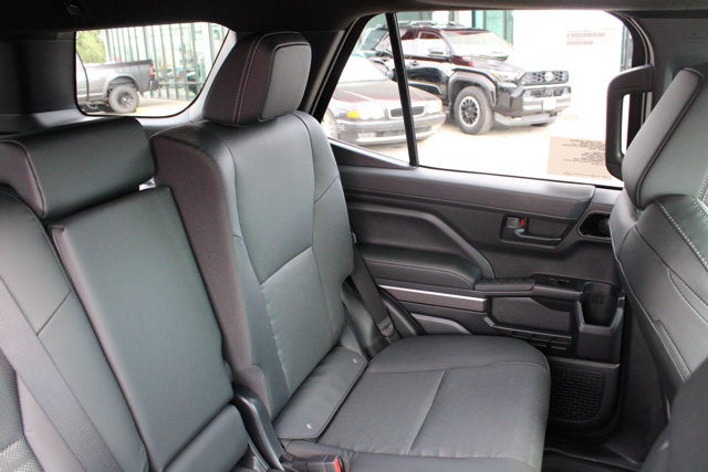 2026 Toyota 4Runner i-FORCE MAX TRD Off-Road Premium i-FORCE MAX