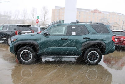 2026 Toyota 4Runner i-FORCE MAX TRD Off-Road Premium i-FORCE MAX