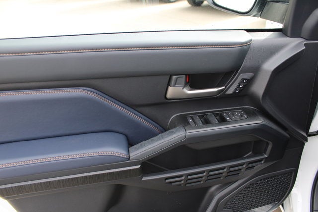2026 Toyota 4Runner i-FORCE MAX Platinum