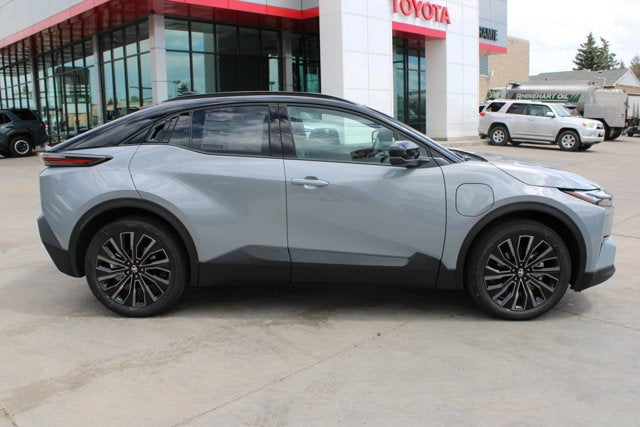 2026 Toyota C-HR XSE