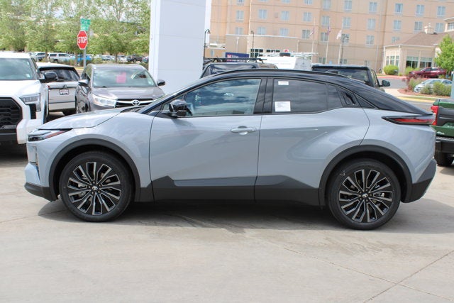 2026 Toyota C-HR XSE