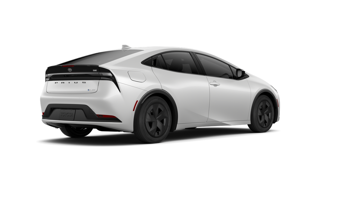 2027 Toyota Prius Plug-in Hybrid SE